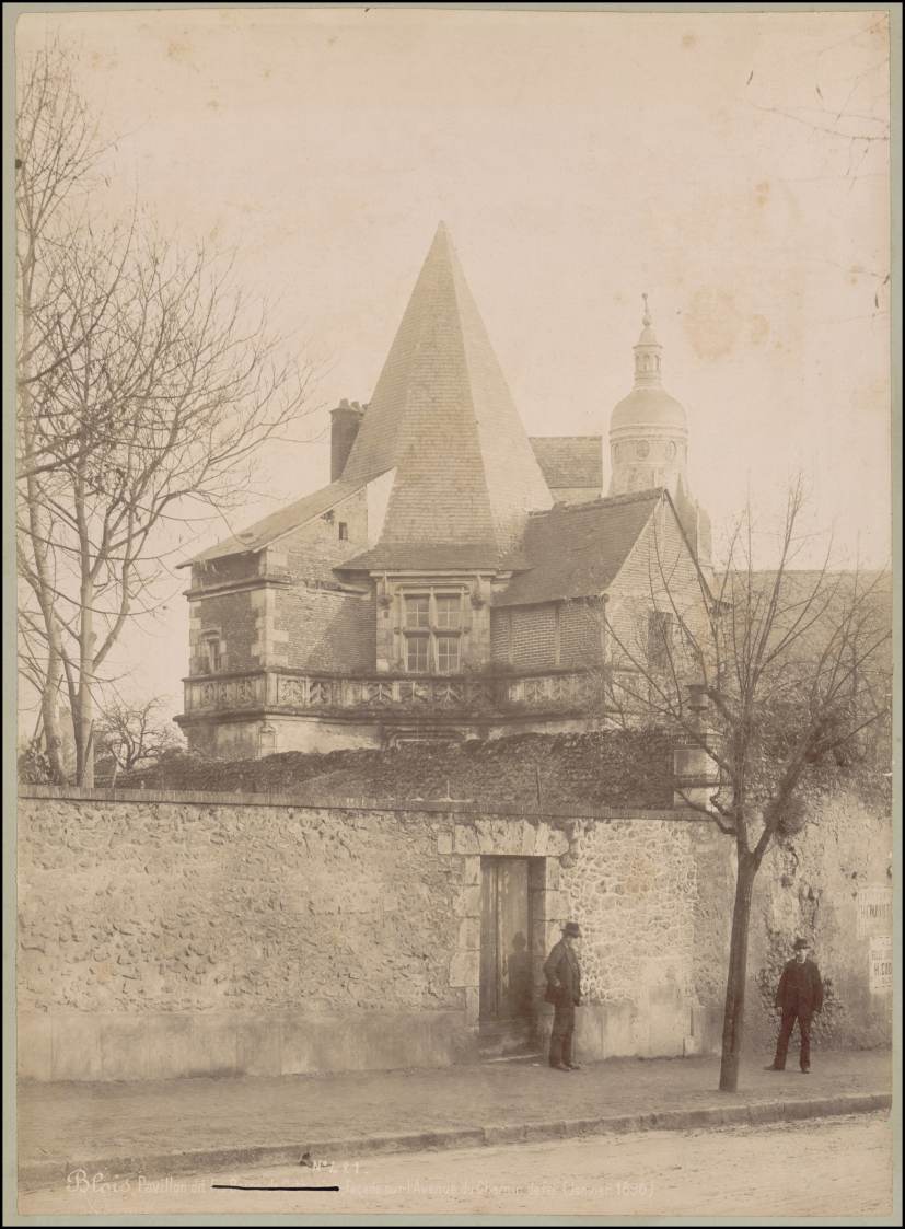 Blois, le pavillon Anne de Bretagne, avant sa restauration, avant 1892