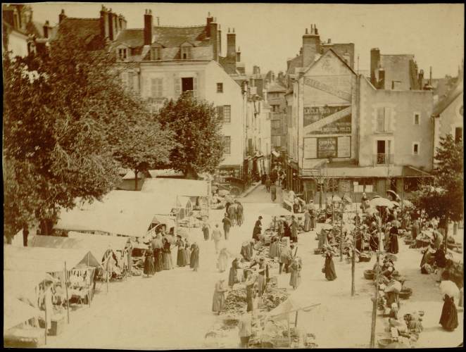 Jules Contant, Blois, le marché Place Louis XII, vers 1890