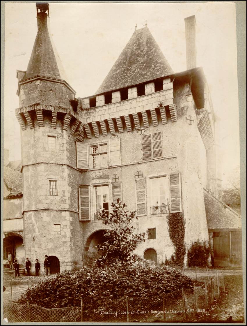 Séraphin Médéric Mieusement, Château de Talcy, cour intérieure vers 1890