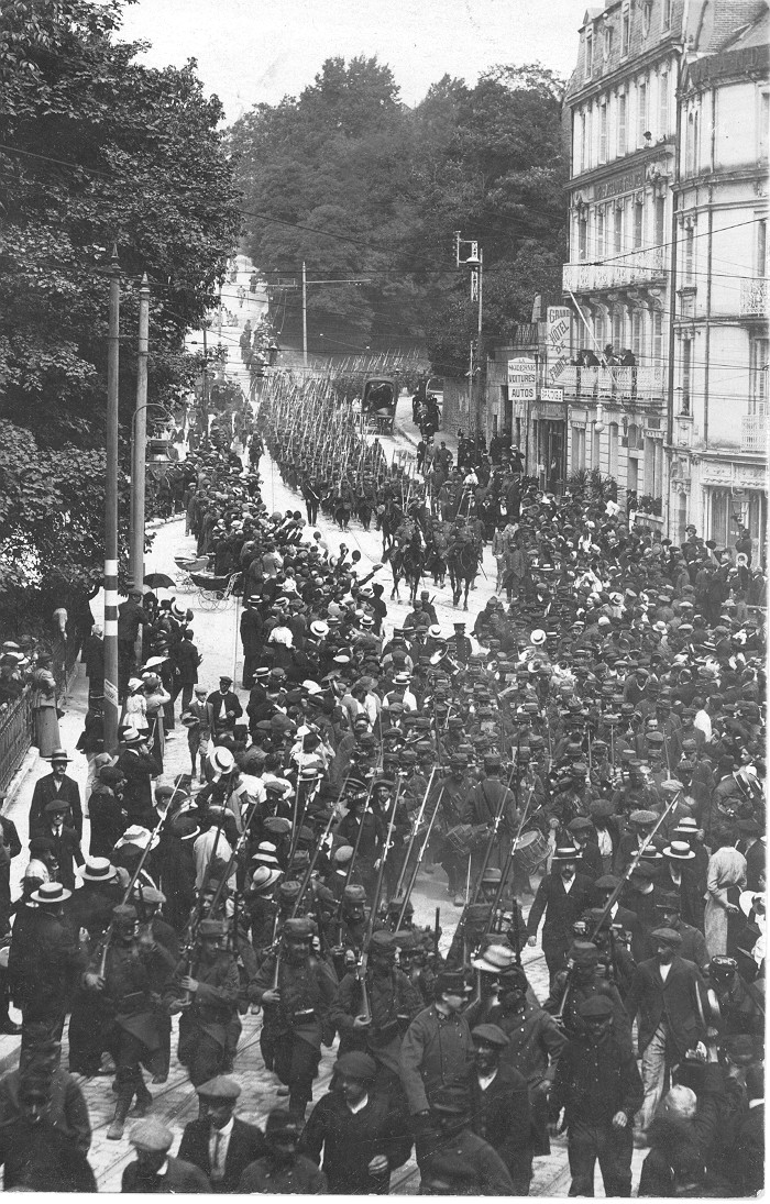 Départ du 113e régiment d'infanterie, 5 août 1914