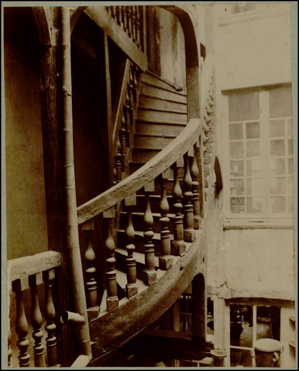 Blois, escalier de la maison 41 bis rue du Commerce